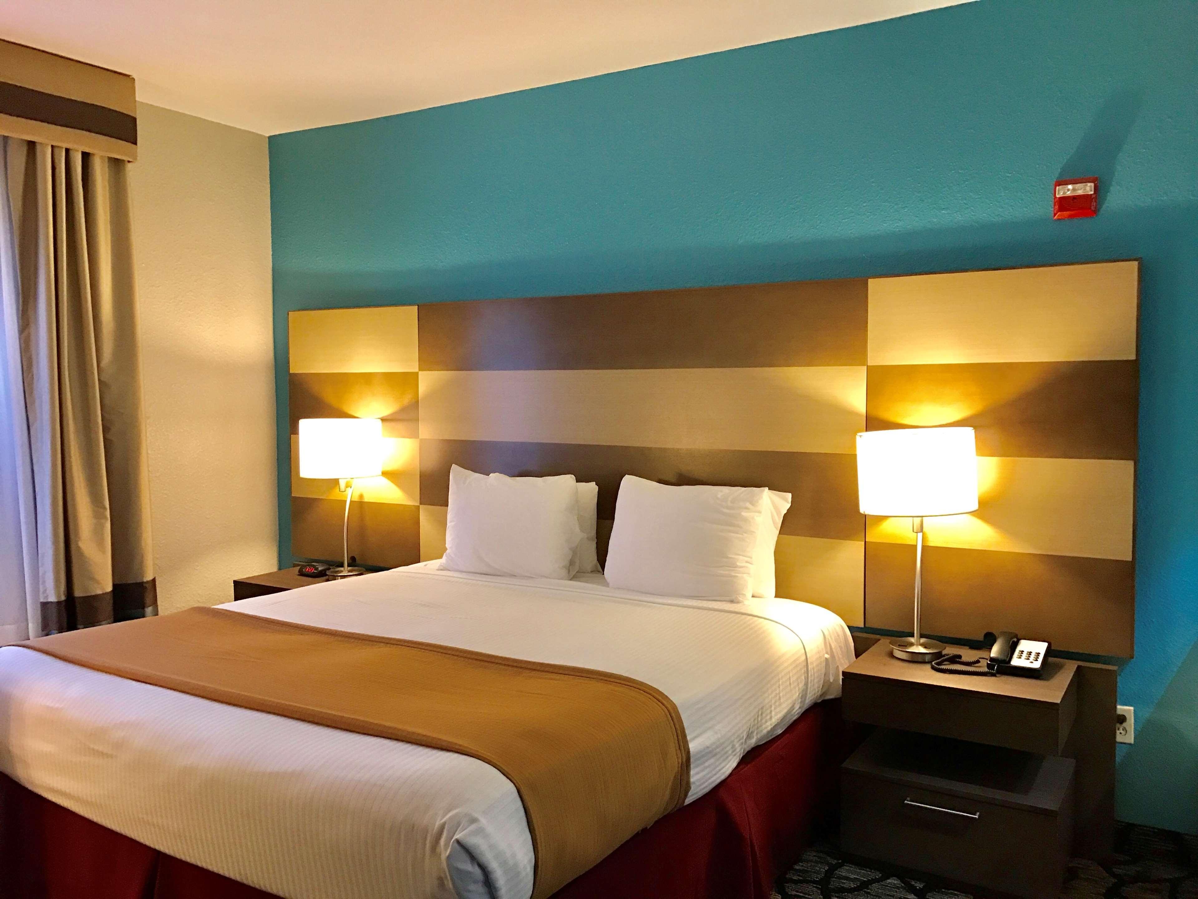 Best Western Executive Inn Seagoville Экстерьер фото